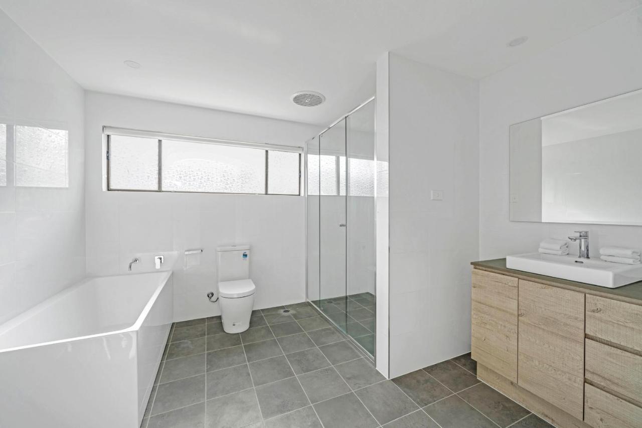 Husky 56 Beachfront Villa'S - Great Location On The Beach 赫斯基森 外观 照片